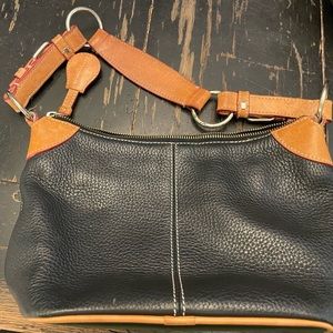 Dooney & Bourke purse